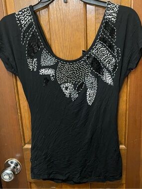 BKE Black Short Sleeve Scoop Neck Top with Silver Bead Embellishment